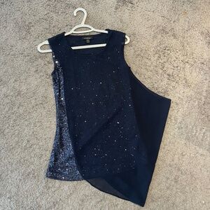 Le château stylish blouse in dark blue